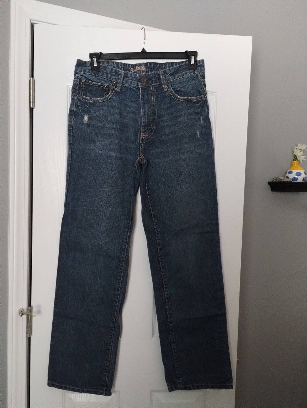 Carbon Men's Relaxed Straight Dark Blue Jeans Size 30x32